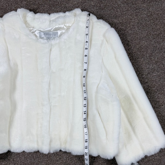 NWT Tahari Winter White Short Faux Fur Cropped Coat Womens XL Shrug Teddy Jacket - Picture 9 of 10